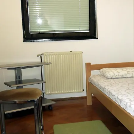 Little 15 Suites